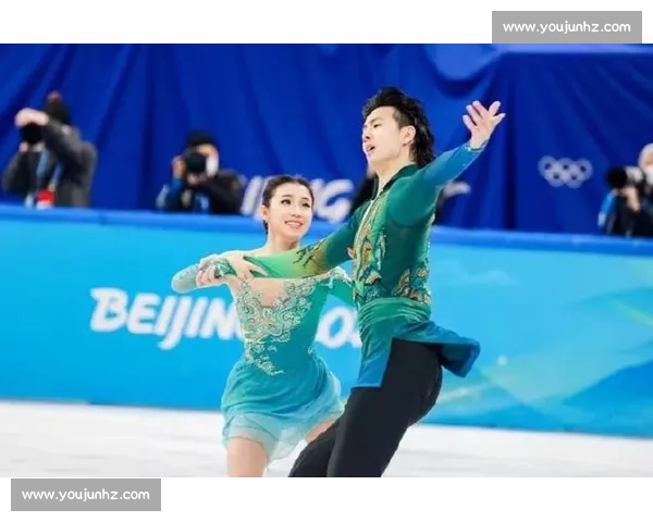 冰上奉献:王诗玥柳鑫宇的深情告白